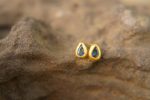 24k blue sapphire studs//24k gold earrings//24k gold drop sapphire//gold stud earrings//24k gold earrings//24k studs//boho artisan studs