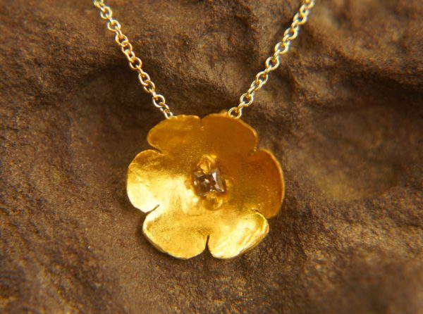 24k gold diamond pendant//flower gold pendant//24k solid gold pendant//solid gold bride necklace//24k gold diamond chain//diamond gold chain