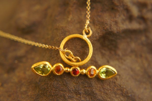 24k gold peridot and sapphire Pendant//Gold sapphire and peridot Pendant//peridot and sapphire chain//sapphire pendant//24k gold pendant