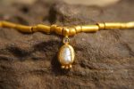 24k gold beaded pearl necklace//24k pearl and diamond necklace//24k gold necklace//charm necklace with gem stone//gold beaded necklace