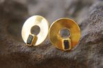 24k gold blue sapphire studs//gold disk sapphire Studs//sapphire Earrings//24k gold earrings//artisan handmade 24k gold earrings//24k gold