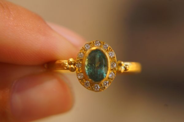 24k gold blue tourmaline and diamond ring//multi stone gold ring//artisan solid gold ring//tourmaline gold ring//tourmaline and diamond ring