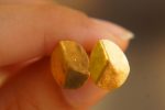 24k gold artisan studs//classic gold studs//hammered gold studs//artisan gold studs//hand made gold earrings//solid gold studs