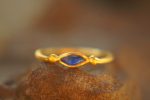 24k gold blue sapphire ring//artisan sapphire ring//blue sapphire 24k ring//24k gold hand made sapphire ring//artisan gold sapphire ring