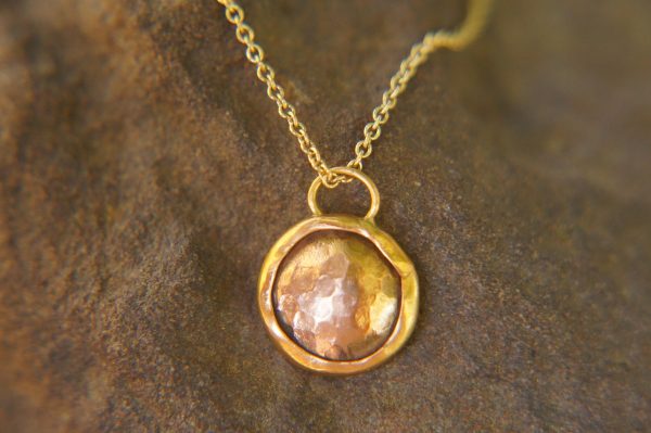 24k gold and rose gold round pendant//basic gold necklace//24k gold circle pendant//rose gold hammered pendant//solid gold round pendant