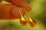 22k gold earrings//22k circle dangles//artisan gold dangle earrings//short dangle earrings//22k gold dome earrings//round dangle earrings