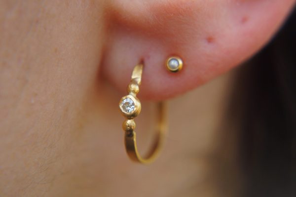 24k gold moissanite hoops//round moissanite gold hoops//24k solid gold//handmade artisan gold hoops//round moissanite gold earrings