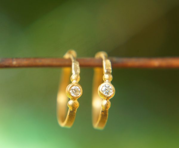 24k gold moissanite hoops//round moissanite gold hoops//24k solid gold//handmade artisan gold hoops//round moissanite gold earrings