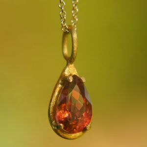 24k gold claws tourmaline pendant//drop pink tourmaline pendant//pink tourmaline gold chain//artisan tourmaline pendant//24k gold chain