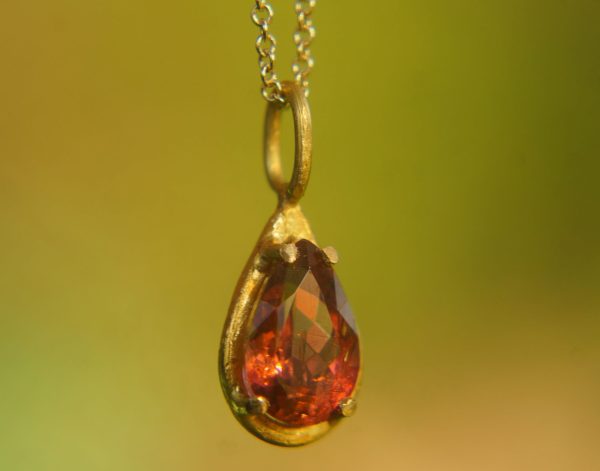24k gold claws tourmaline pendant//drop pink tourmaline pendant//pink tourmaline gold chain//artisan tourmaline pendant//24k gold chain