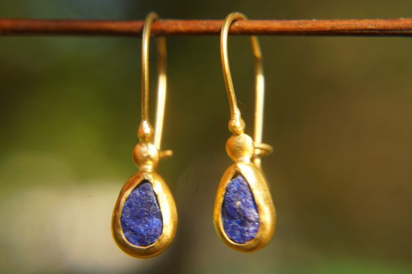 24k gold drop lapis dangles//gold drop lapis earrings//24k lapis dangles//artisan lapis earrings//gold lapis earrings//24k lapis dangles