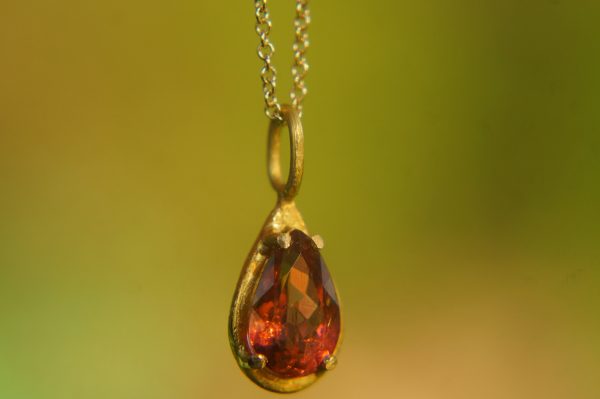 24k gold claws tourmaline pendant//drop pink tourmaline pendant//pink tourmaline gold chain//artisan tourmaline pendant//24k gold chain