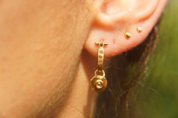 22k gold champagne diamond hoops//gold diamond hoops//gold champagne diamond earrings//handmade gold hoops//22k gold diamond earrings