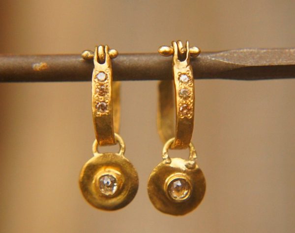 22k gold champagne diamond hoops//gold diamond hoops//gold champagne diamond earrings//handmade gold hoops//22k gold diamond earrings