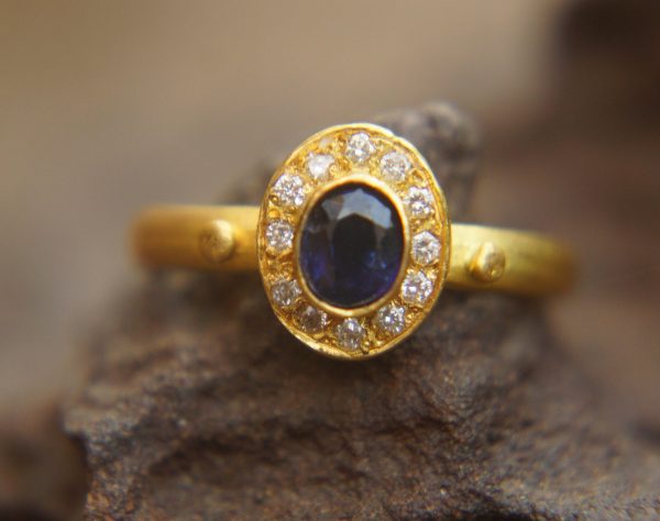 24k gold blue sapphire and diamonds ring//multi stone gold ring//sapphire gold ring//diamonds and sapphire ring//artisan 24k gold ring