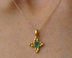 24k gold emerald pendant//artisan gold emerald pendant//24k emerald necklace//handmade emerald pendant//24k gold jewelry//gold emerald charm