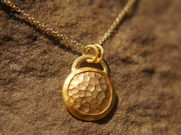 24k gold and rose gold round pendant//basic gold necklace//24k gold circle pendant//rose gold hammered pendant//solid gold round pendant