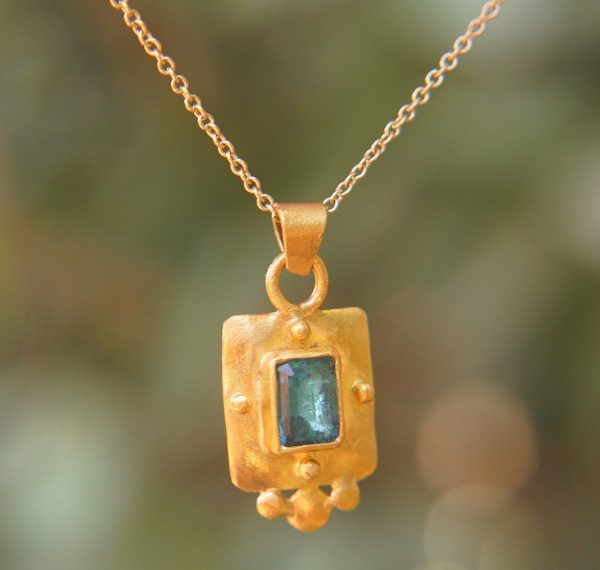24k gold blue tourmaline pendant//square blue tourmaline pendant//tourmaline gold necklace//artisan 24k gold pendant//handmade one of a king