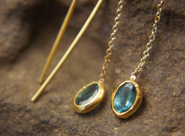 solid 24k gold-blue tourmaline Earrings-Gold Studs//tourmaline threader earrings//24k gold earrings//blue stone earrings//24k threaders