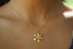 22k gold flower pendant//flower gold pendant//22k solid gold pendant//solid gold necklace//22k gold flower chain//gold flower necklace