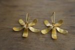 24k gold earrings//blue sapphire Earrings//Gold dangle earrings//gold long earrings//gold dangle earring//24k dangle earrings//gold dangle