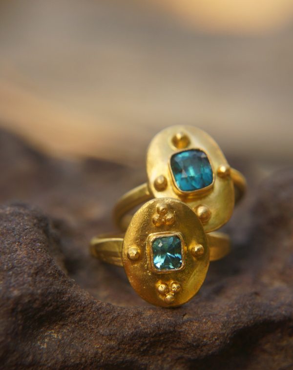24k gold blue tourmaline ring//gold tourmaline ring//24k tourmaline jewelry//unique tourmaline engagement ring//artisan tourmaline ring