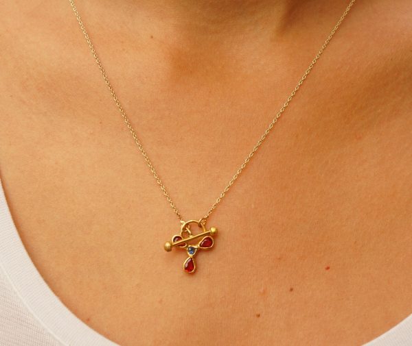 24k gold pendant/red sapphire sapphire//gold artisan pendant//blue sapphire flower pendant//multi stone pendant//artisan gold floral pendant