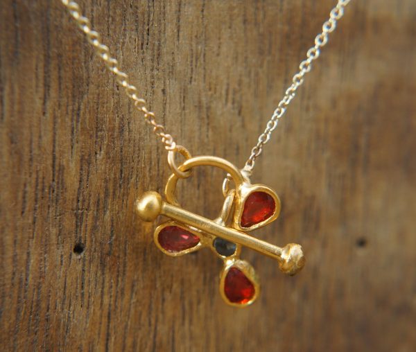 24k gold pendant/red sapphire sapphire//gold artisan pendant//blue sapphire flower pendant//multi stone pendant//artisan gold floral pendant