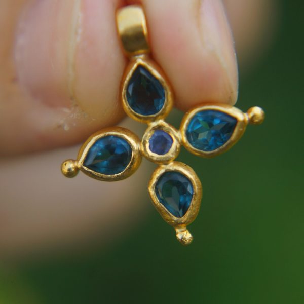 24k gold pendant//blue sapphire cross/gold artisan cross//sapphire gold cross pendant//multi stone cross//gold cross//artisan gold cross