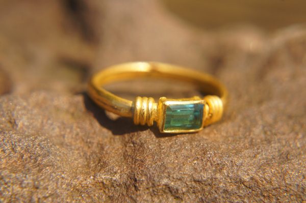 24k gold indicolite blue ring//artisan indicolite blue tourmaline ring//indicolite 24k ring//24k gold ring//24k gold hand made ring