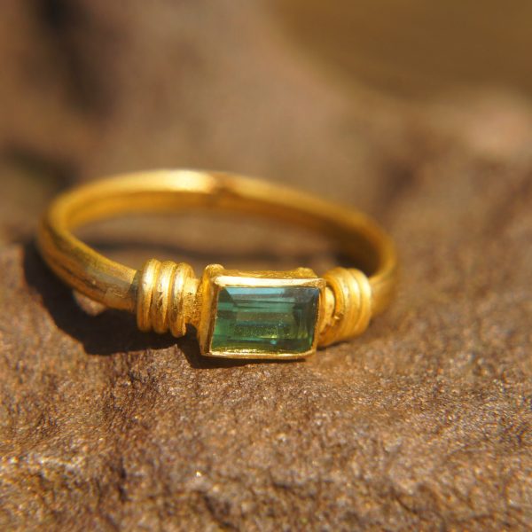 24k gold indicolite blue ring//artisan indicolite blue tourmaline ring//indicolite 24k ring//24k gold ring//24k gold hand made ring