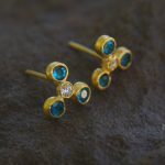 24k gold white moissoanite and neon apatite studs//gold blue gems studs//blue apatite and white moissanite earrings//24k gold jewelry