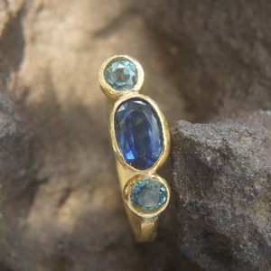 Blue sapphire ring//artisan aquamarine ring//aquamarine 24k ring//24k gold ring//24k gold sapphire ring//gold sapphire aquamarine