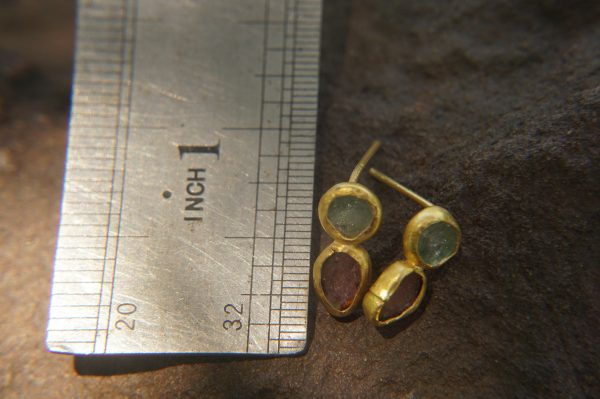 solid 24k gold//raw tourmaline Studs//multicolor tourmaline// Earrings-stud earrings//24k gold earrings//raw gem earrings//everyday studs