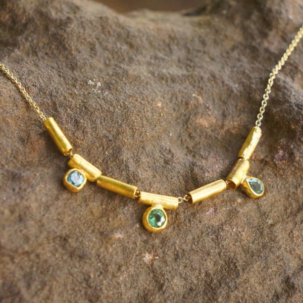 24k gold beaded charm necklace//24k multi stone necklace//24k gold necklace//emerald necklace with gem stone//gold beaded necklace