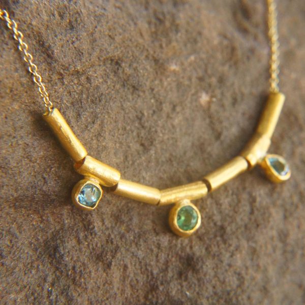 24k gold beaded charm necklace//24k multi stone necklace//24k gold necklace//emerald necklace with gem stone//gold beaded necklace