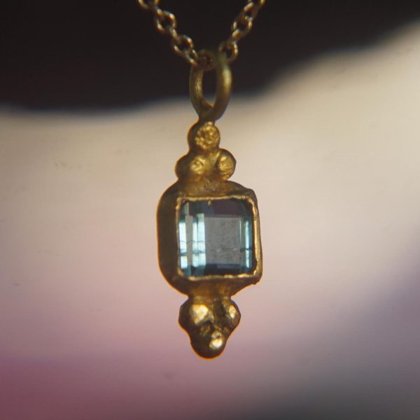 24k gold blue tourmaline pendant//artisan gold tourmaline pendant//24k tourmaline necklace//handmade tourmaline pendant//boho hippie chick