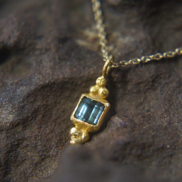 24k gold blue tourmaline pendant//artisan gold tourmaline pendant//24k tourmaline necklace//handmade tourmaline pendant//boho hippie chick
