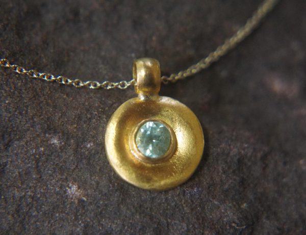 solid 24k Paraiba tourmaline gold pendant//gold tourmaline pendant//artisan gold handmade//24k gold pendant//Paraiba tourmaline pendant