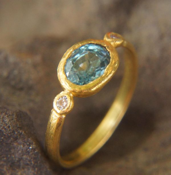 natural blue zircon 24k gold ring//24k gold ring//unique engagement ring//24k gold gem ring//gold white diamond//diamond and blue zircon