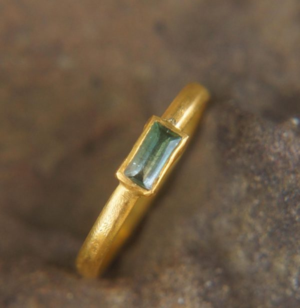 paraiba tourmaline ring//blue color gold ring//24k gold ring//gold tourmaline ring//24k gold gem ring//gold artisan engagement ring