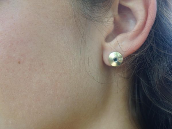 round 14k white gold//14k gold sapphire earrings//14k gold stud earrings//14k gold earrings//sapphire blue earrings//round sapphire earring