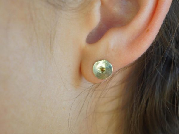 round 14k white gold//14k gold sapphire earrings//14k gold stud earrings//14k gold earrings//sapphire yellow earrings//round earring