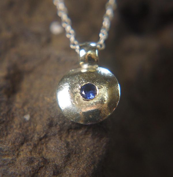 oval 14k white gold//14k gold blue tourmaline pendant//14k white gold pendant//blue Paraiba tourmaline pendant//14k blue tourmaline white
