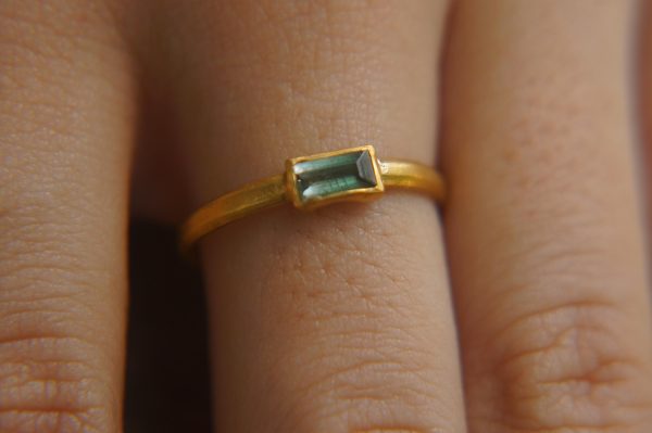 paraiba tourmaline ring//blue color gold ring//24k gold ring//gold tourmaline ring//24k gold gem ring//gold artisan engagement ring