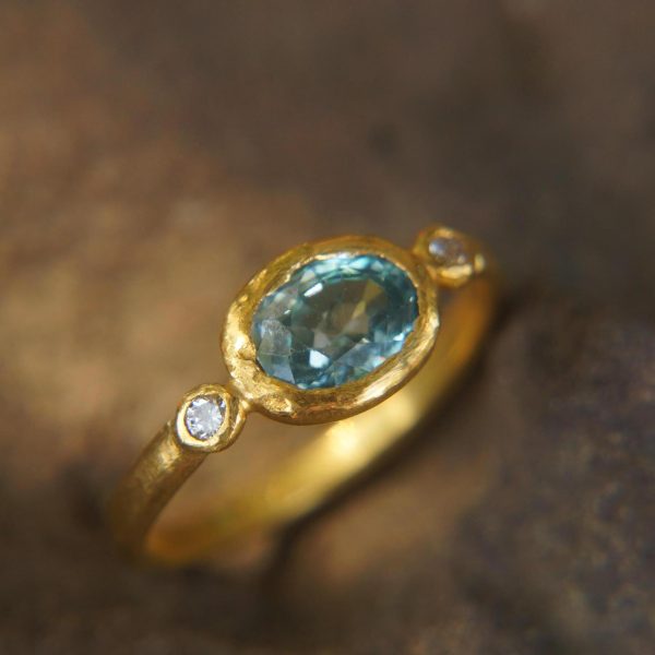 natural blue zircon 24k gold ring//24k gold ring//unique engagement ring//24k gold gem ring//gold white diamond//diamond and blue zircon
