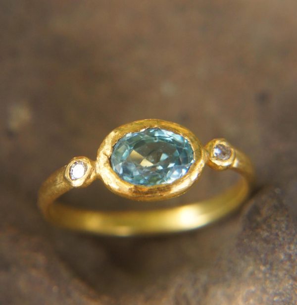 natural blue zircon 24k gold ring//24k gold ring//unique engagement ring//24k gold gem ring//gold white diamond//diamond and blue zircon