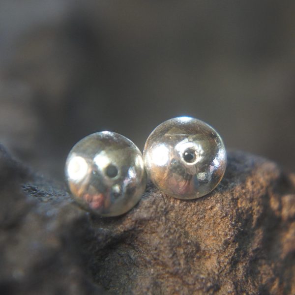 round 14k white gold//14k gold sapphire earrings//14k gold stud earrings//14k gold earrings//sapphire blue earrings//round sapphire earring