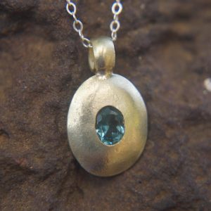 oval 14k white gold//14k gold blue tourmaline pendant//14k white gold pendant//blue Paraiba tourmaline pendant//14k blue tourmaline white