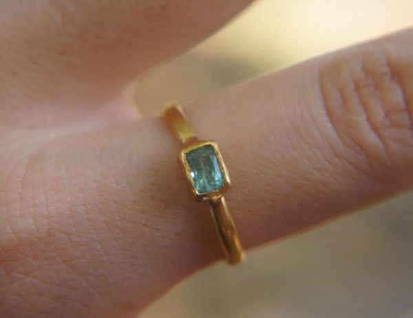 paraiba tourmaline ring//blue color gold ring//24k gold ring//gold tourmaline ring//24k gold gem ring//gold artisan engagement ring